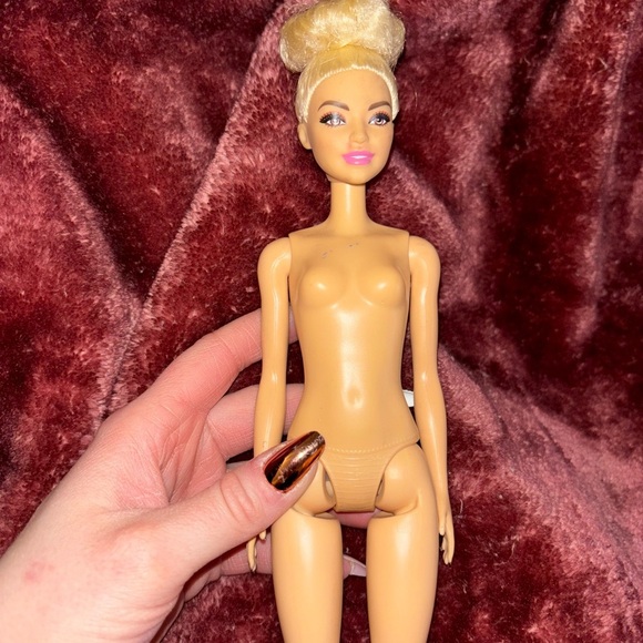 Blonde Rhythmic gymnastics doll - Picture 1 of 6